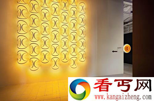 环形壁灯 让你的墙壁多个实体画