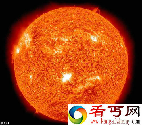 大火球！太阳上发生了一场X5.4 级耀斑爆发