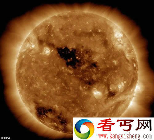 大火球！太阳上发生了一场X5.4 级耀斑爆发