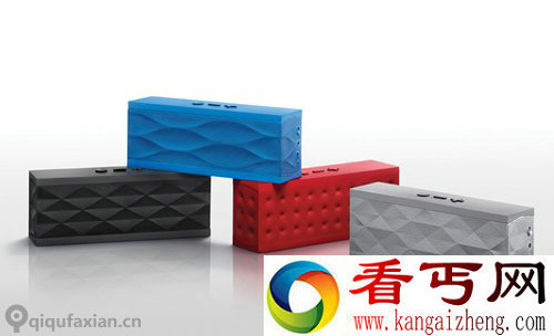 jambox 无线扬声器 外观设计绝对很惹眼