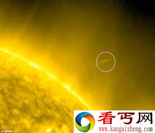 一彗星穿越110万度太阳大气 依旧生存