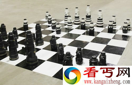 尼康与佳能的棋斗 国际象棋玩的有点奢侈