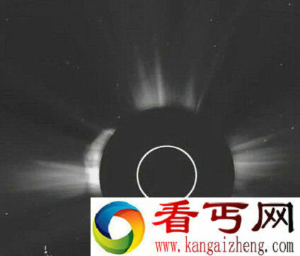 太阳和太阳风层探测器发现一个形状奇特的巨型UFO