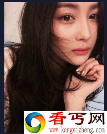 张馨予素颜美照似少女 张馨予长发美照