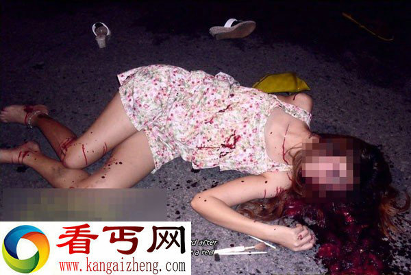 电单车恐怖车祸致两个美女当场死亡