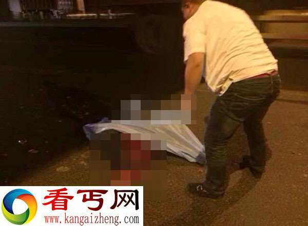 南京一男子自杀跳桥遭多车碾压身亡