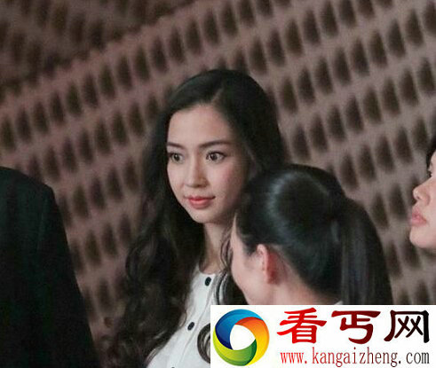 Angelababy能伸缩的不仅是身高连下巴都收放自如