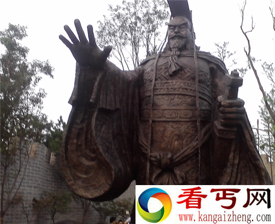 秦始皇陵曾遭外星人袭击 飞碟或为秦始皇棺椁