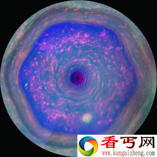 土星北极六角由蓝转金 原因竟然是因为它？