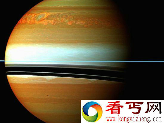 最新土星表面图片曝光！上帝之手震惊NASA