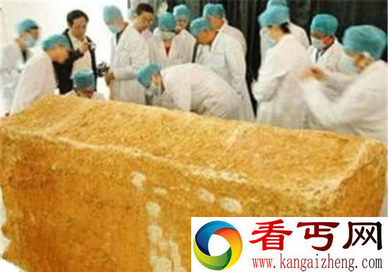 七星巨棺棺底惊现北斗七星 是外星人做的记号?