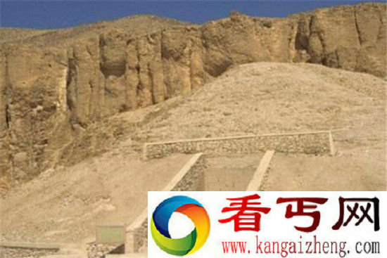3千年前神秘墓室惊现棺中棺 吓坏考古队