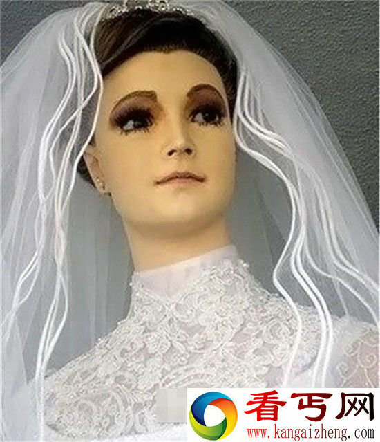 干尸新娘墨西哥婚纱店的恐怖干尸模特