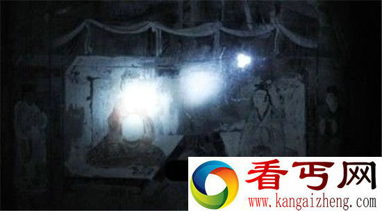 千年古墓长明灯不熄是古代黑科技还是鬼吹灯？