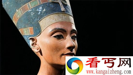 世界最美女人纳芙蒂蒂沉睡在埃及法老图坦卡蒙墓中