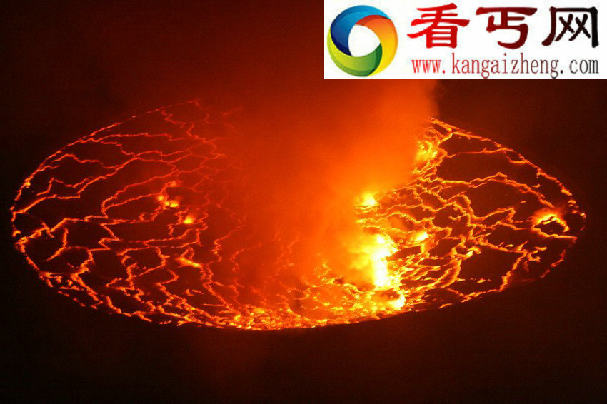 火山爆发 罕见熔岩迸发壮观景象（高清组图）